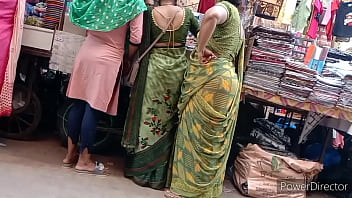 Big ass Gujju Aunty in saree